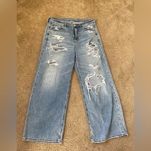 American eagle wide leg light wash ripped jeans